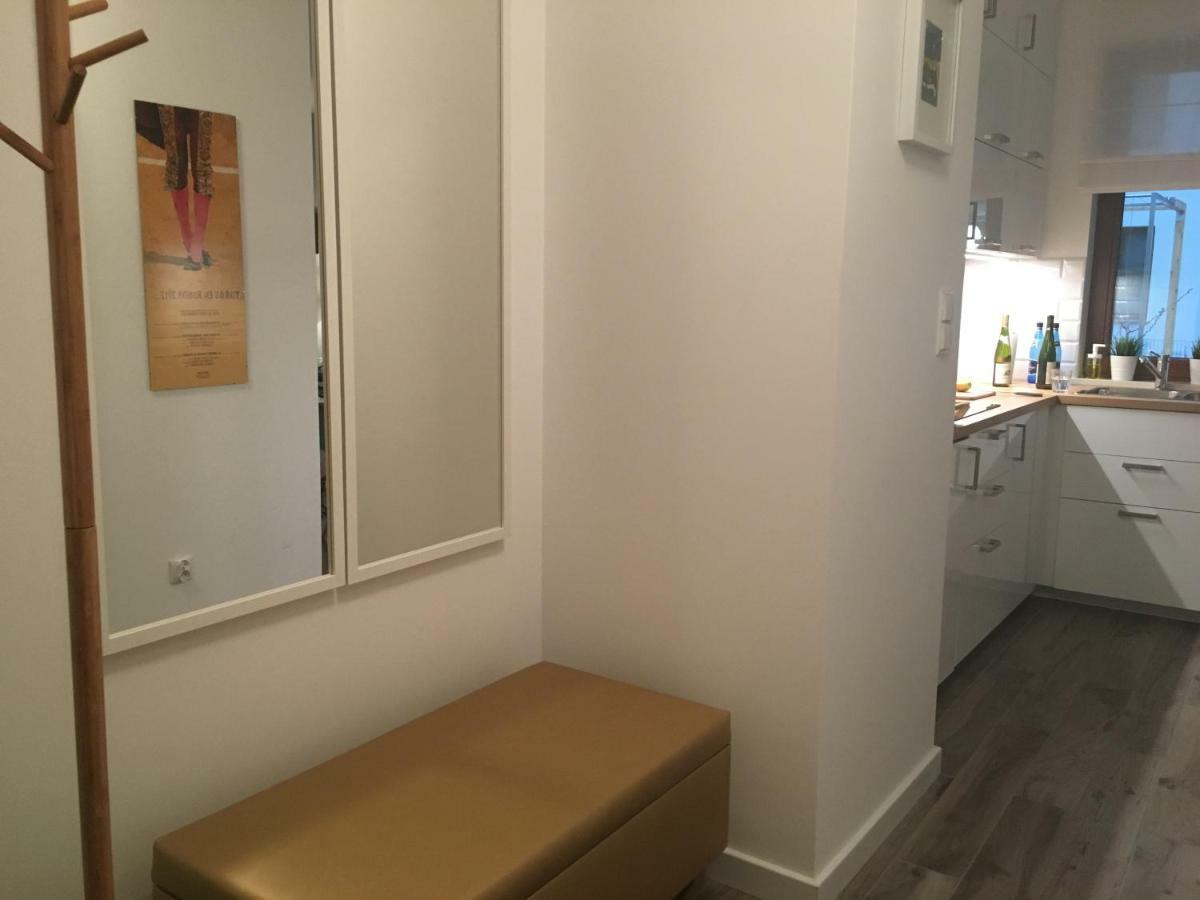 Apartament Garnizon No. 1 Apartment กดัญสก์ ภายนอก รูปภาพ
